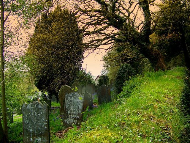 Saint Tygwydd Churchyard