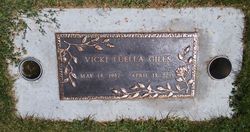 Vicki Luella Giles 