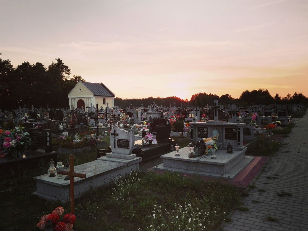 Trzesowka Parish Cemetery