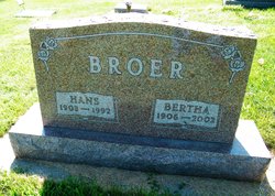 Bertha <I>Niewohner</I> Broer 