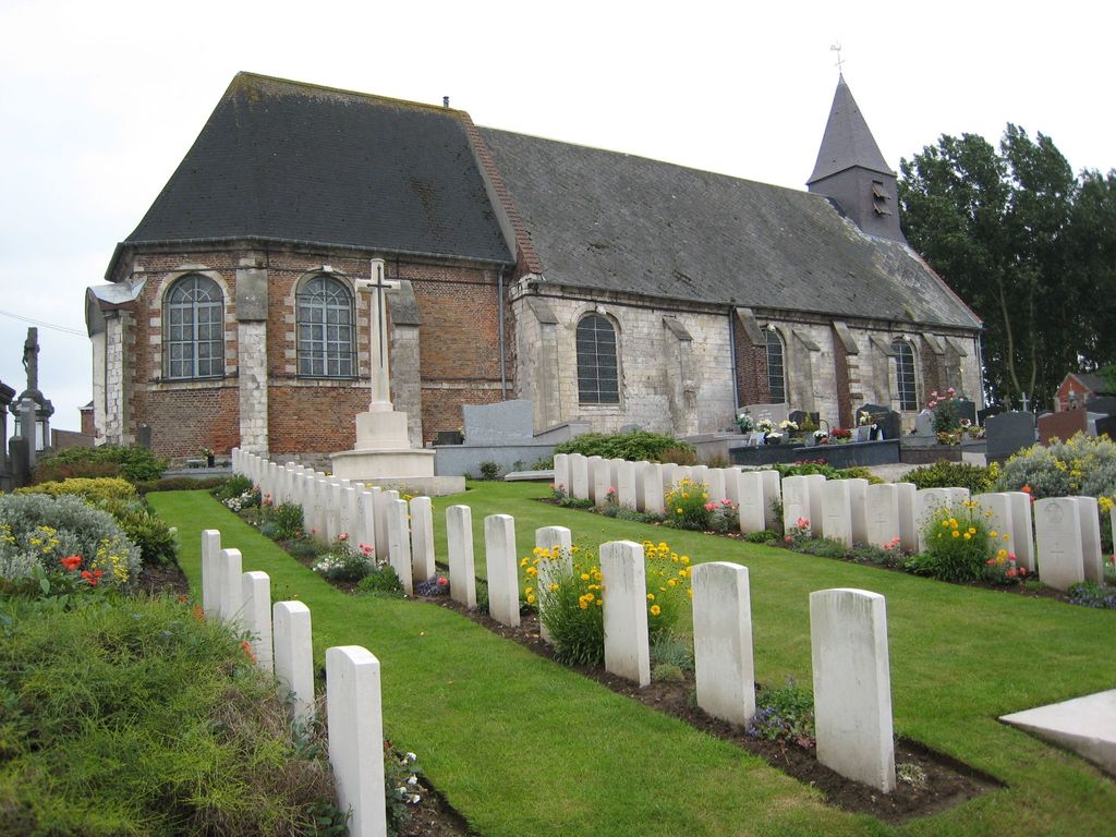 Mont-Bernanchon Churchyard