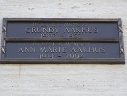 Grundy Aakhus 
