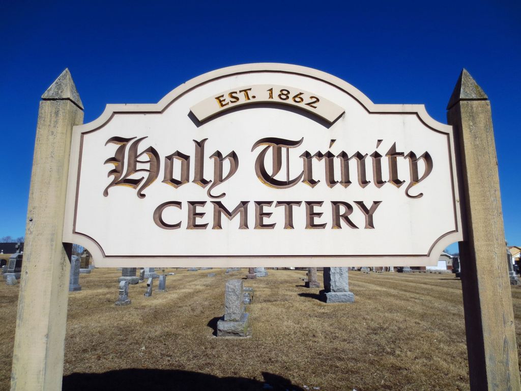 Holy Trinity Cemetery Old