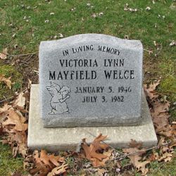 Victoria Lynn <I>Mayfield</I> Welce 