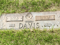 Clyde William Davis 