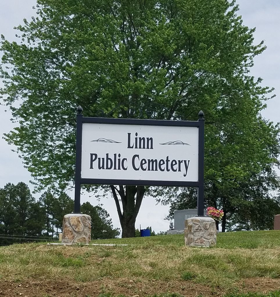 Linn Public Cemetery