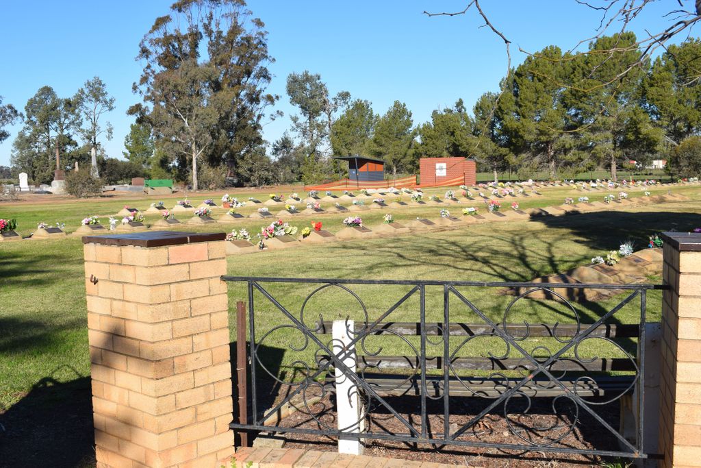 Berrigan Lawn Cemetery