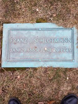 Franz J Schlottman 