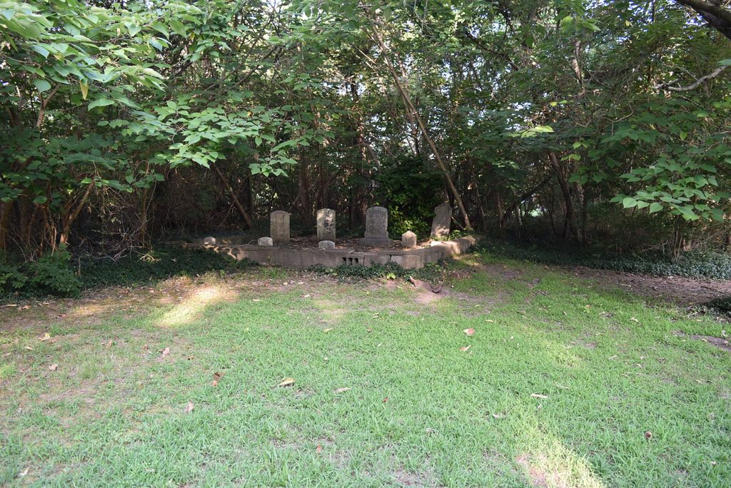 Jarrett Family Graveyard