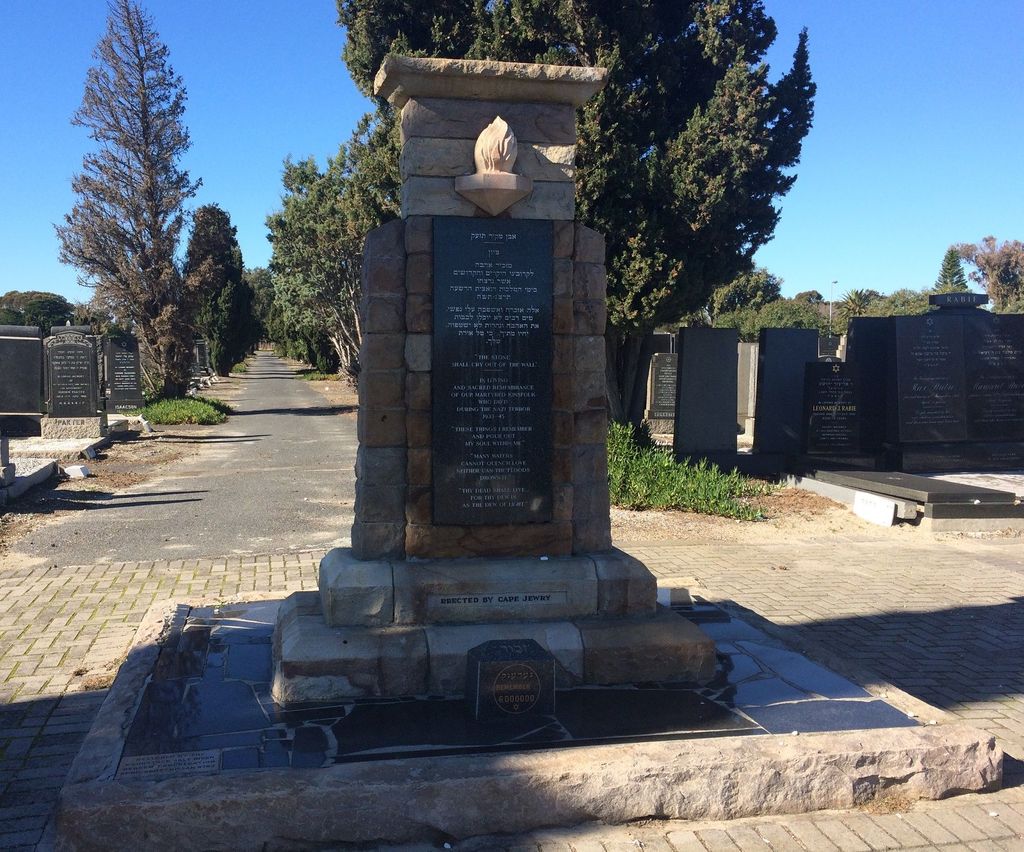 Pinelands 1 Jewish Cemetery