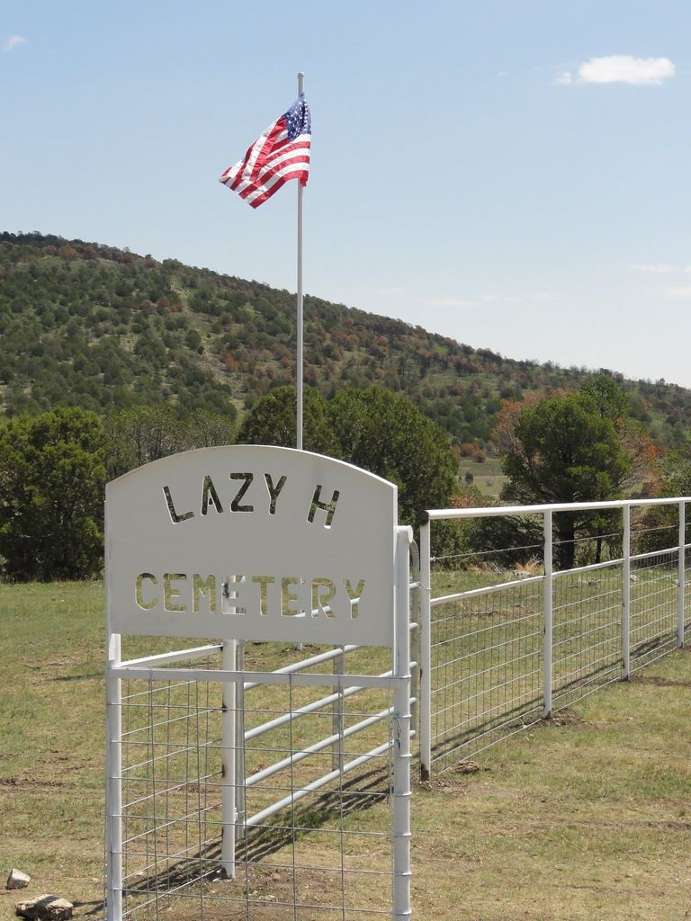 I Lazy H Cemetery