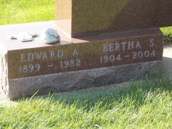 Bertha Sophia <I>Luchtel</I> Kerkhoff 