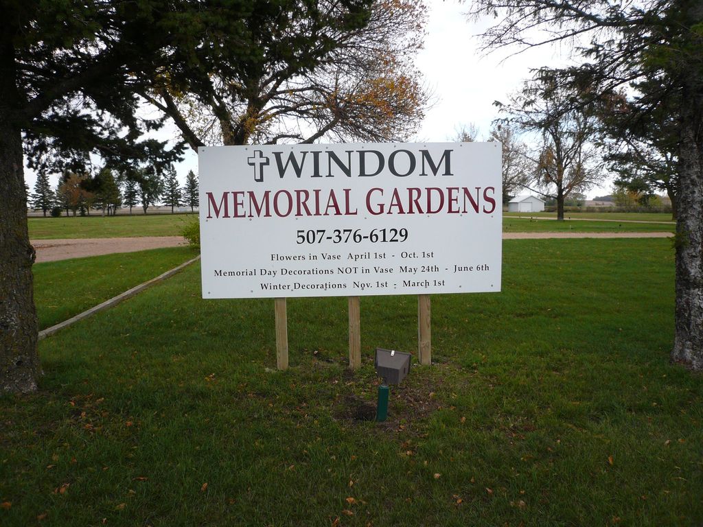 Windom Memorial Gardens