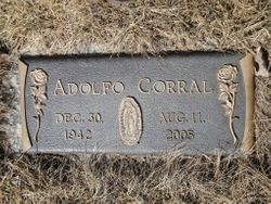 Adolfo Corral 