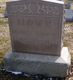 Lester R Hoyt 