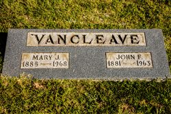 Mary Jane <I>Lindsey</I> VanCleave 