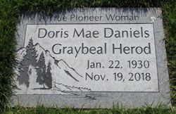 Doris Mae <I>Daniels</I> Graybeal Herod 