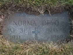 Norma Helen <I>Wolfe</I> Deyo 