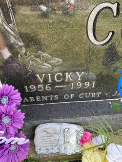 Victoria Lynn “Vicky” <I>Kester</I> Cox 