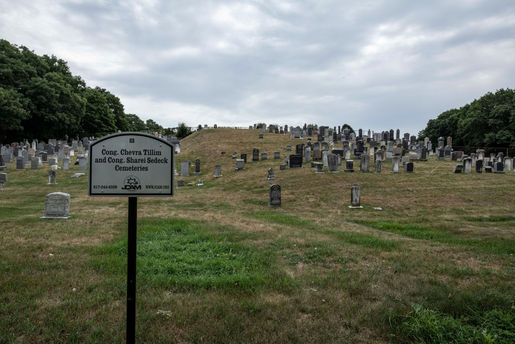 Chevra Thillim Cemetery