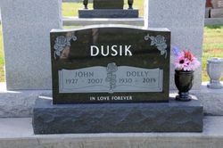 Dolly Dusik 