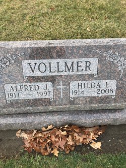 Hilda Louise <I>Laeder</I> Vollmer 