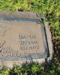 Ida Mae <I>Woodmansee</I> Hall 
