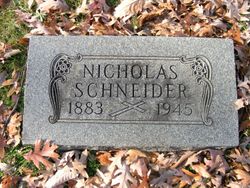 Nicholas Schneider 