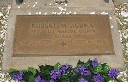 Robert M Acuna 