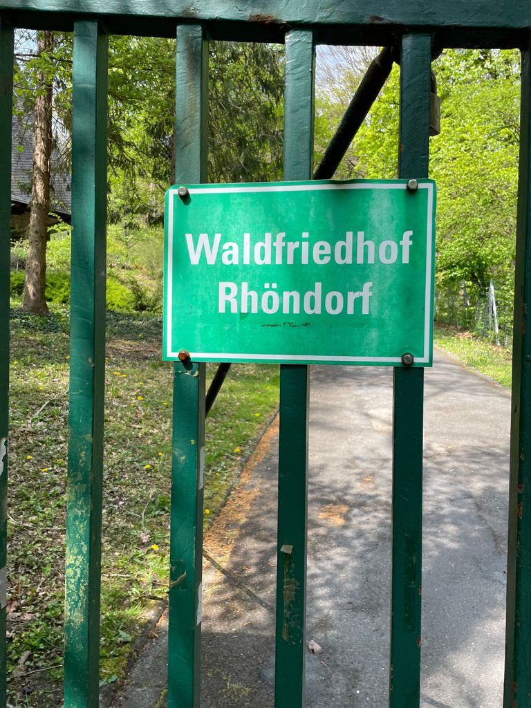 Rhöndorfer Waldfriedhof