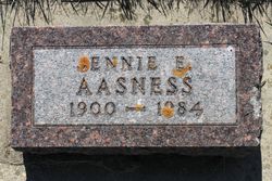 Jennie E Aasness 