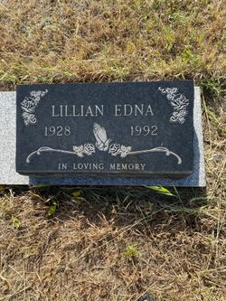 Lillian Edna <I>Carter</I> Hazelwood 