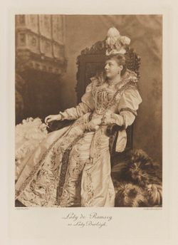 Baroness Rosamond Jane Frances <I>Spencer-Churchill</I> Fellowes 
