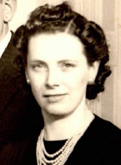 Gertrude Anna Marie <I>Kottlowski</I> Fisher 