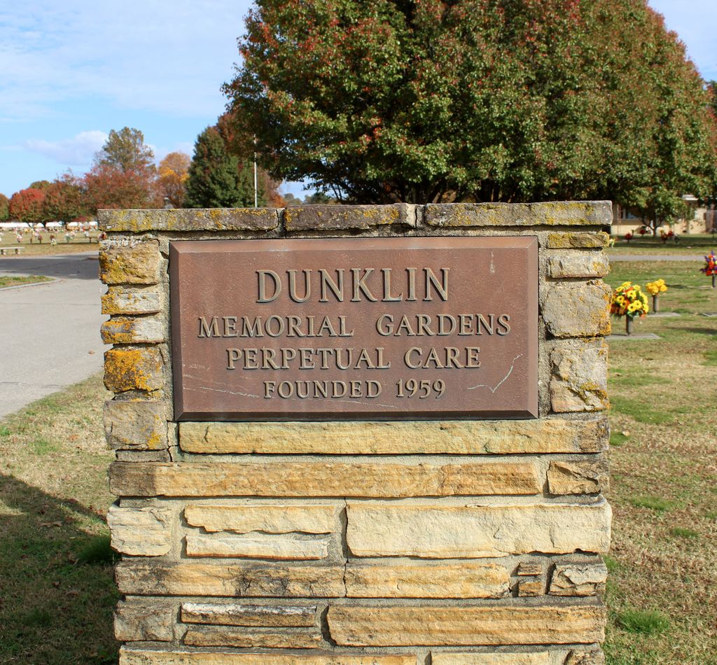 Dunklin Memorial Gardens