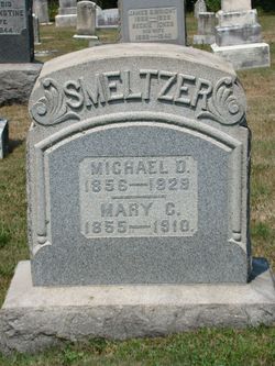 Michael D Smeltzer 