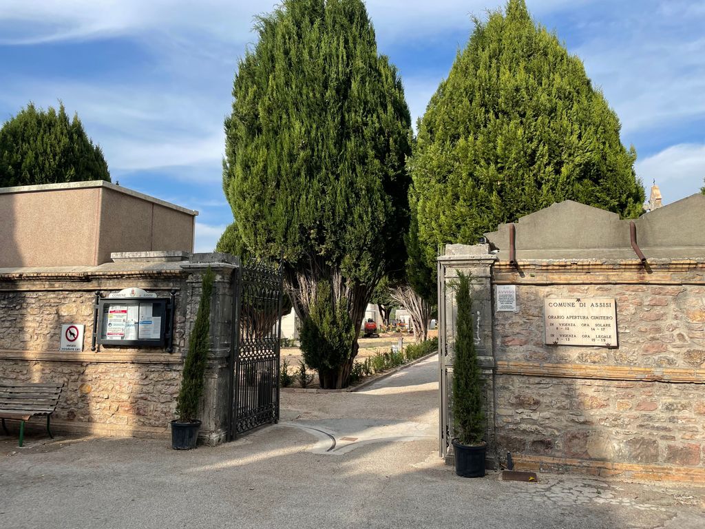Cimitero di Assisi