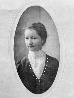 Victoria B. Bauer 