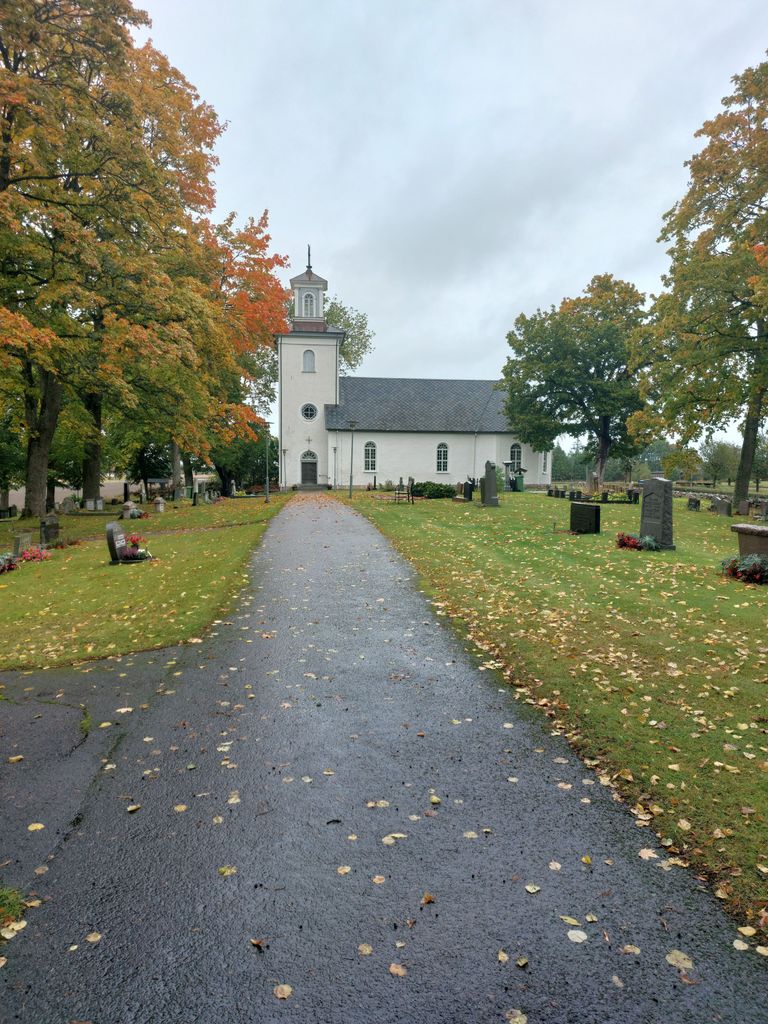 Mo Kyrkogård