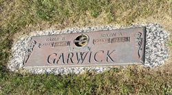 Earle Garwick 
