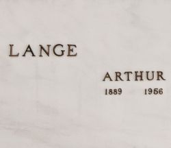 Arthur Lange 