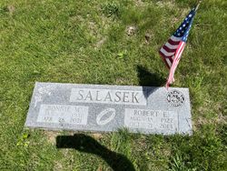 Robert Edward Salasek 