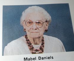 Mabel F <I>Bretzius</I> Daniels 