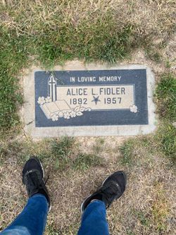Alice L Fidler 