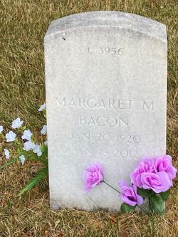 Margaret M “Peggy” <I>Pechan</I> Bacon 