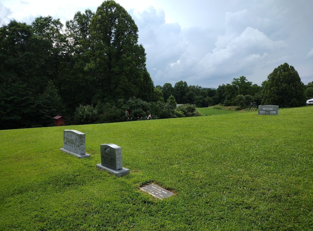 Smith Family Cemetery on Commanders Lane