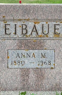 Anna Marie <I>Uphus</I> Neibauer 