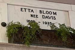 Etta Bloom 