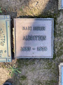 Mary Eleanor <I>Bierer</I> Albritton 