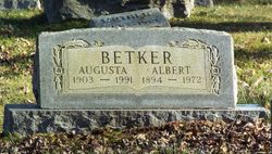 Albert Betker 